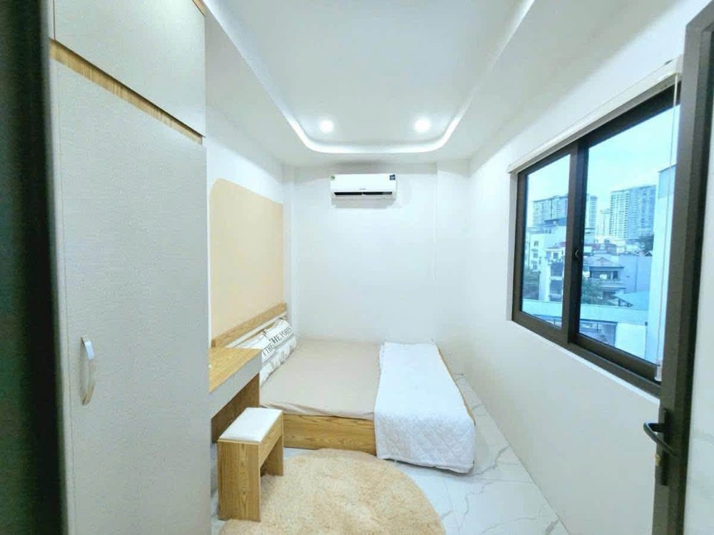 Tòa Nhà Dòng Tiền 165 Triệu/tháng - Huỳnh Thúc Kháng, Đống Đa - 24 Căn Hộ Kk - 120 M2 X 10 Tầng 