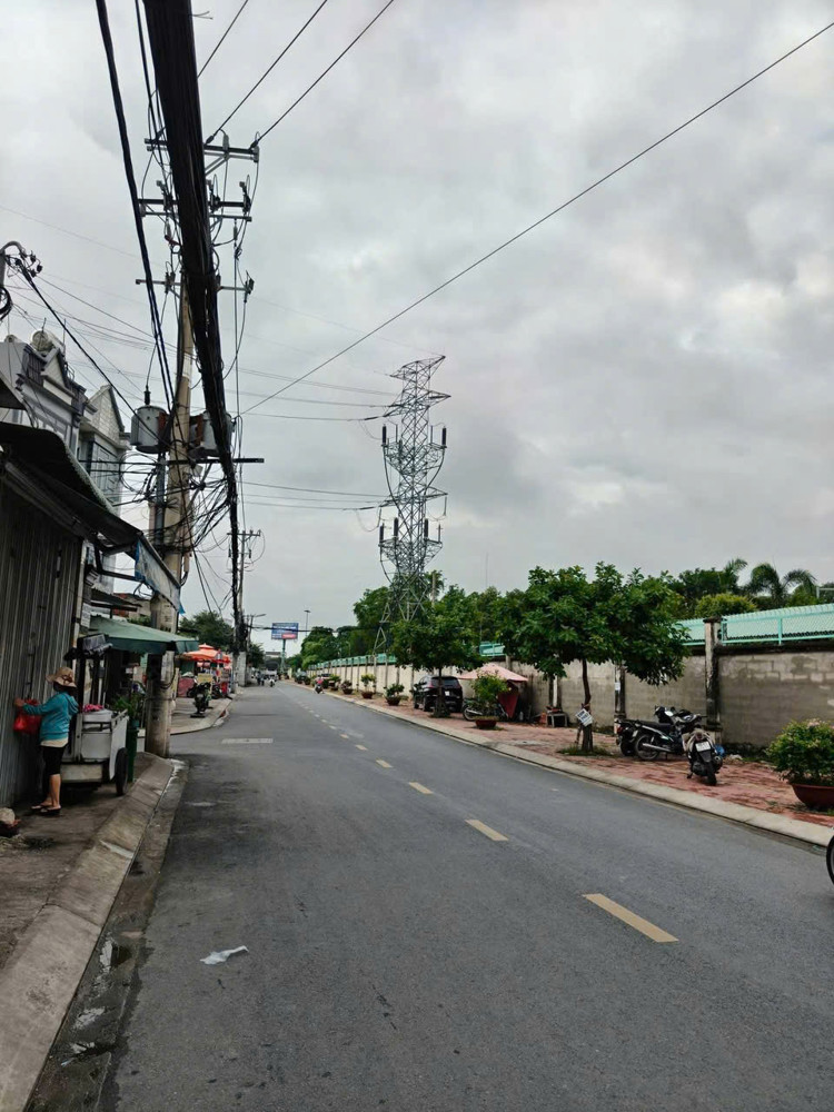 Hot! Đất Mặt Tiền Quận 12 – Giá Rẻ Như Hẻm, Cơ Hội Hiếm Khó Tìm!