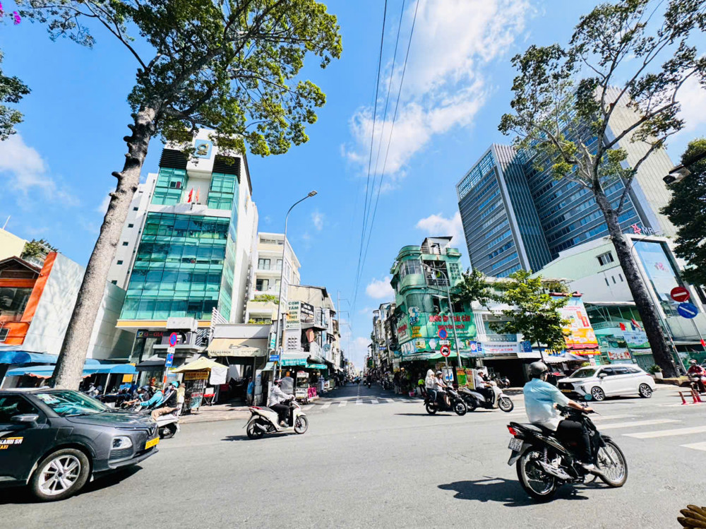 Quận 3: Bán Nhà 6 Tầng Mặt Tiền Nguyễn Thị Minh Khai, P.bàn Cờ- Dt Siêu Lớn 268M2- Tương Lai Nhà