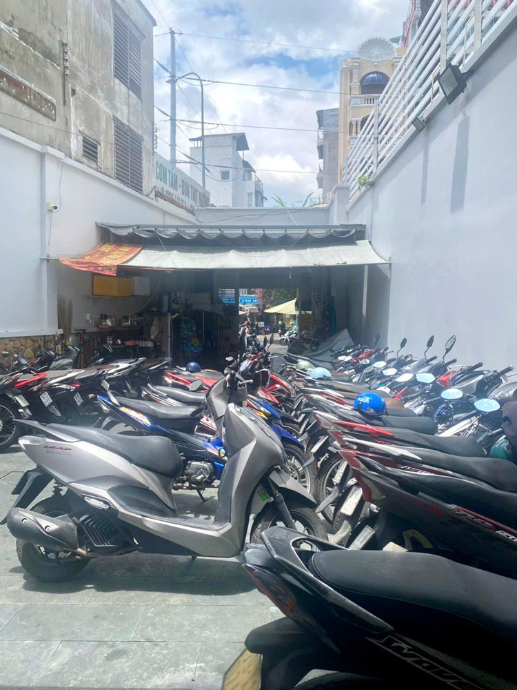 Quận 3: Bán Nhà 6 Tầng Mặt Tiền Nguyễn Thị Minh Khai, P.bàn Cờ- Dt Siêu Lớn 268M2- Tương Lai Nhà