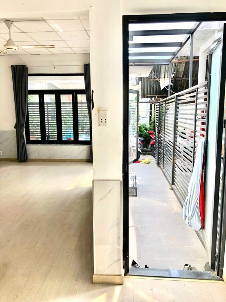 [L2841*] Nhà C4 N.hậu Gần Lotte Mart Gò Vấp, Giá 5.X Tỷ