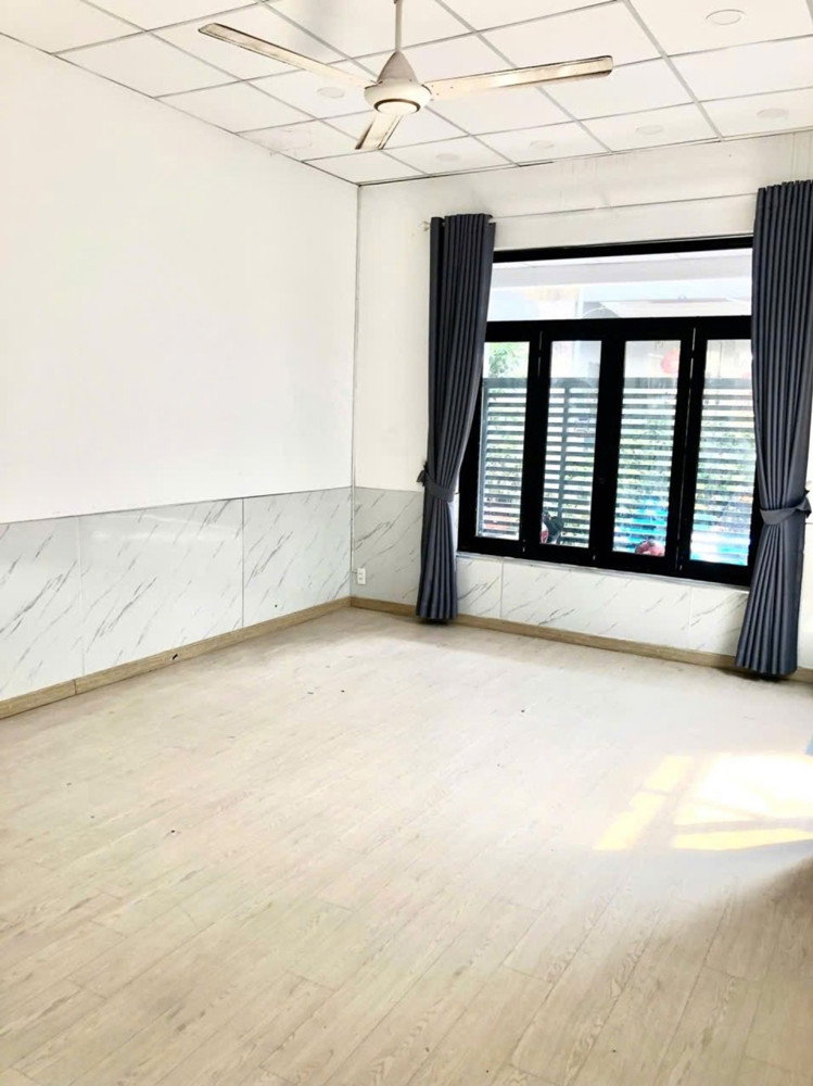[L2841*] Nhà C4 N.hậu Gần Lotte Mart Gò Vấp, Giá 5.X Tỷ