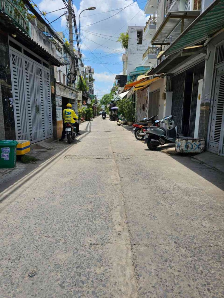 Bán Nhà Lê Văn Quới - Bình Tân - Hẻm 6M Thông - 40M2 - Chỉ Nhỉnh 4 Tỷ