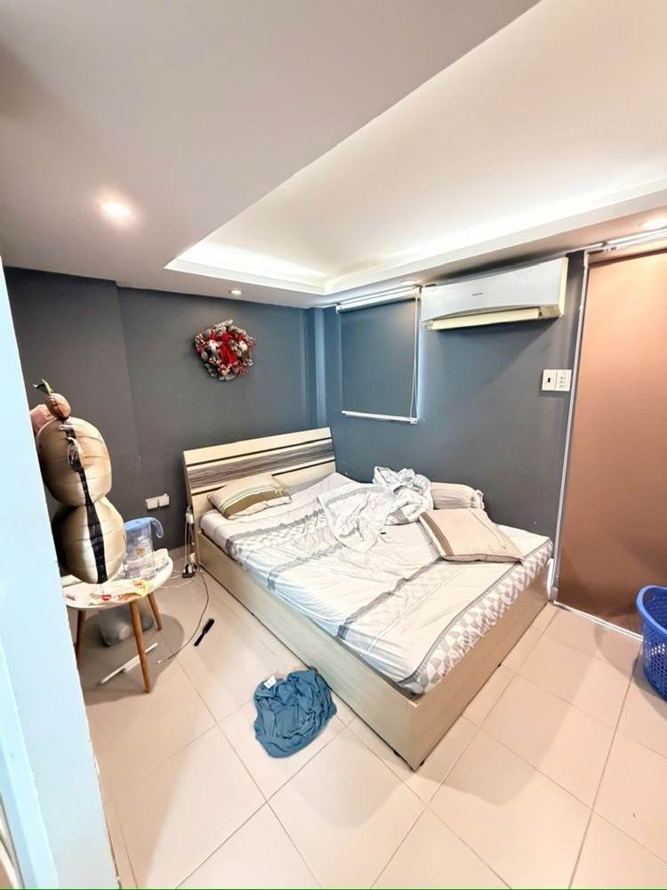 Bán Nhà Gần Sân Bay - Giáp Phú Nhuận - 40M2, 4 Phòng Ngủ - 7.85 Tỷ