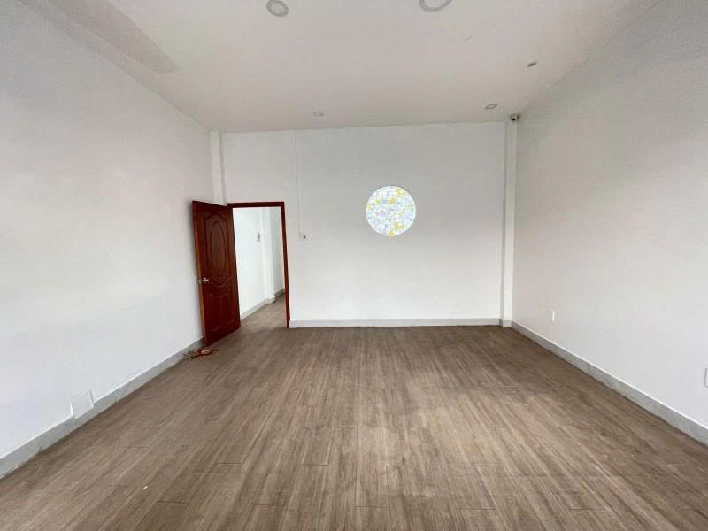 Bán Nhà Nhà Mặt Tiền Nguyễn Đình Chính - Giao Nguyễn Văn Trỗi, 5X22m, 2 Tầng, 23,8 Tỷ