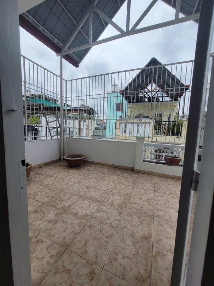 Bán Nhà Trần Quang Diệu, Quận 3 - Hẻm 3M, Cách Mặt Tiền 20M. 36M2 5 Pn - 7 Tỷ 99