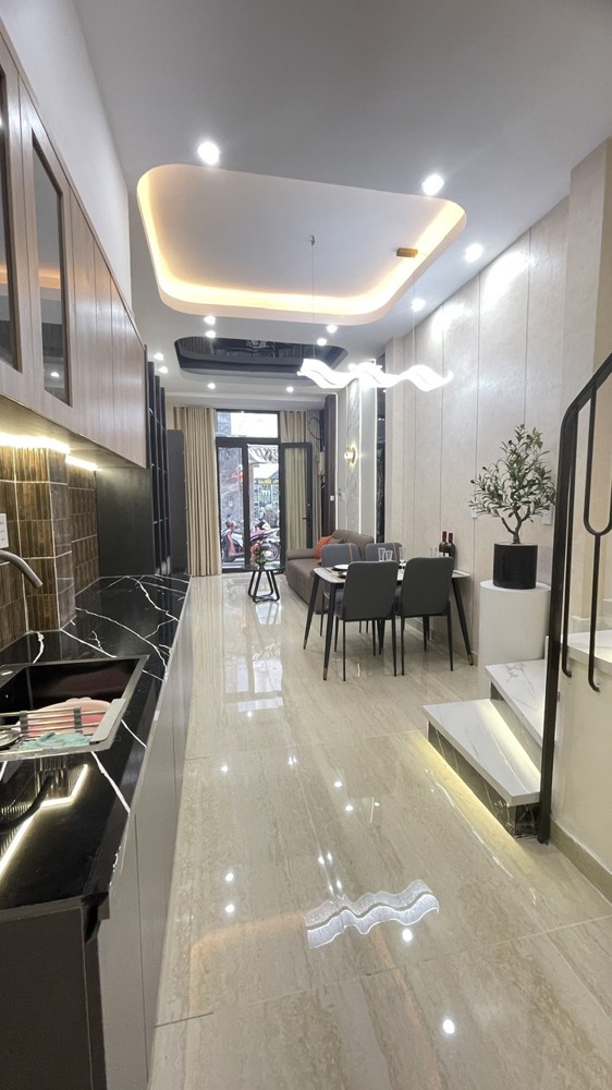Hxh Thông Nguyễn Đình Chiểu Và Cư Xá Đô Thành - 4Pn, 4 Tầng Btct, Dọn Vào Ở Ngay