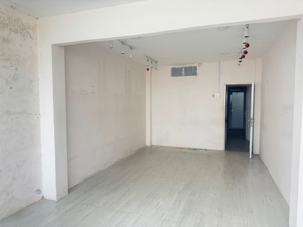 Hẻm Xe Hơi Huỳnh Văn Bánh – 3.5X13m – 2 Tầng Btct – Khai Thác Ngay, Thu Nhập 20 Triệu/tháng