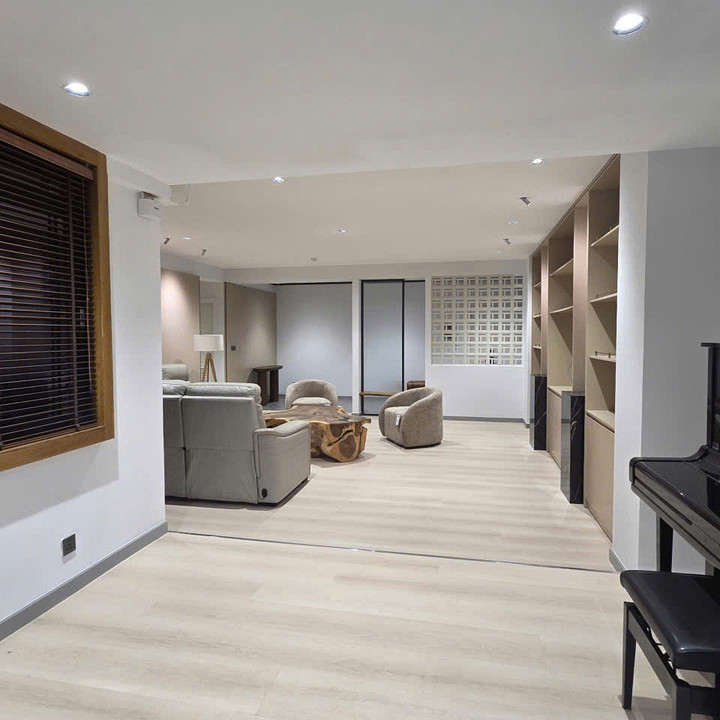 Cho Thuê Căn Hộ Sân Vườn Góc View Song 368M²