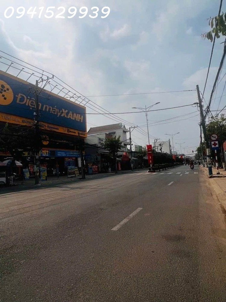 Nhà Hẻm Xe Hơi Gân Lotte Mart Bình Dương Diện Tích 200,7M2 Giá 3Ty800
