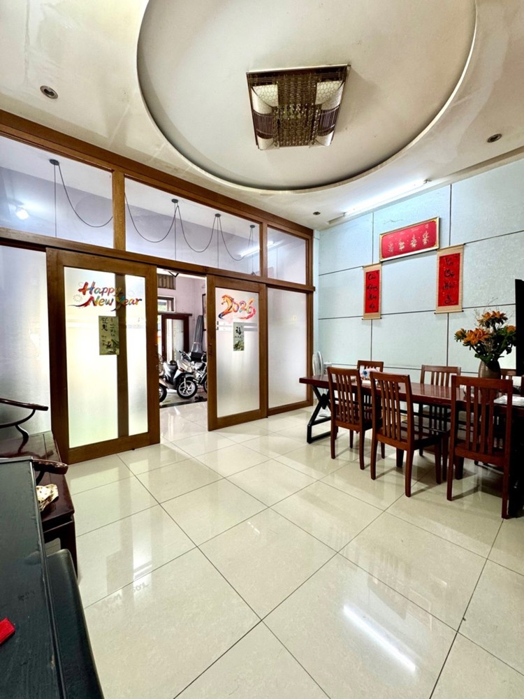 [Db091*] Mt Kinh Doanh Ngay Sân Golf Tân Sơn Nhất - Giá 13.X Tỷ