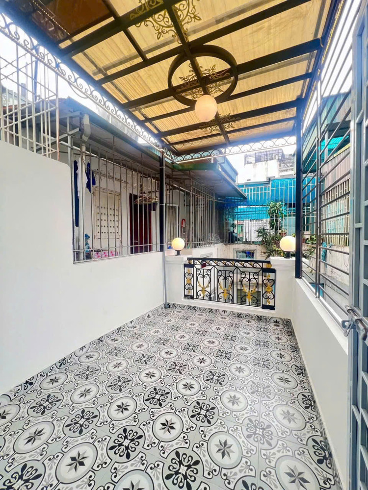 Chính Chủ Cho Hộ Gia Đình Thuê Nhà Nguyên Căn 5 Tầng Mới Xây – Ngõ 72 Tôn Thất Tùng, Khương Thượng,