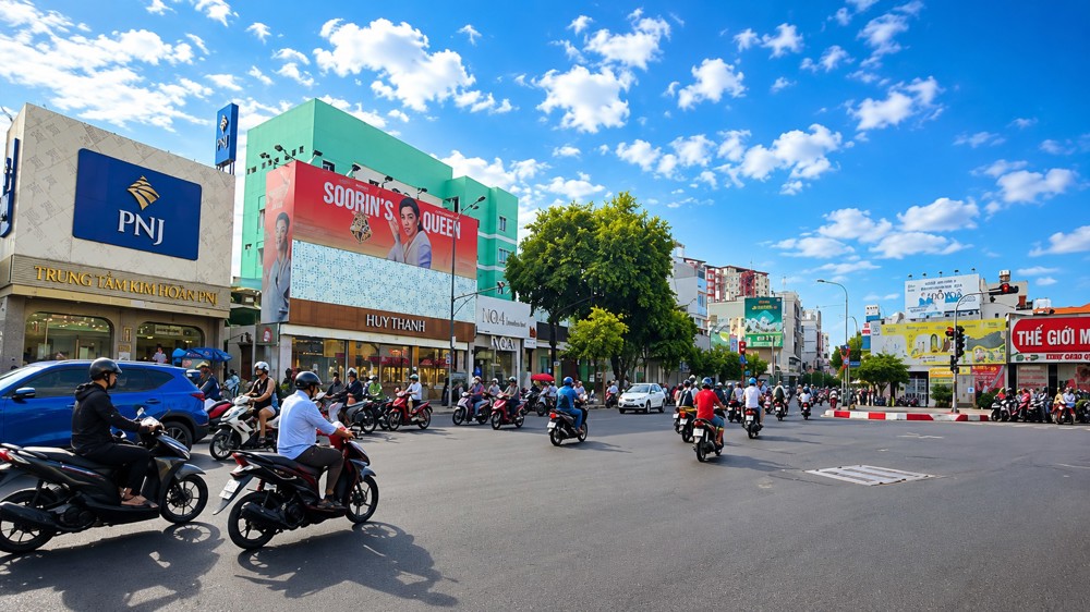 Cho Thuê Nhà Mặt Tiền Lũy Bán Bích 88M²-3Tầng-Cạnh Ngã Tư, Công Viên