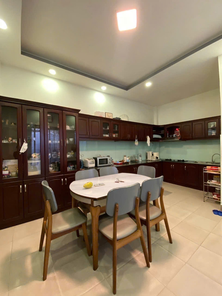 Bán Nhà Phú Nhuận - Nhà 3 Tầng, 78M², 4Pn – Sân Thượng Trước Sau – Giá 14 Tỷ