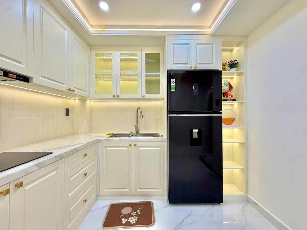 Bán Nhà Phùng Văn Cung 4 Tầng, Cách Mặt Tiền 2 Căn, Full Nội Thất, Chỉ 7.2 Tỷ