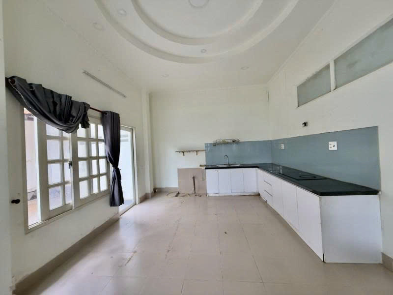 Bán Nhà Hẻm 496 Dương Quảng Hàm - Nguyễn Văn Lượng, 12X13m, 2 Tầng Cũ, 18,9 Tỷ