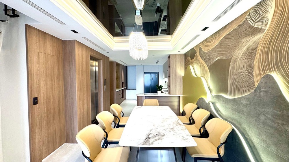 Bán Nhà Tư Đình 62M2- 6 Tầng Thang Máy- Gara Ô Tô- 20.X Tỷ