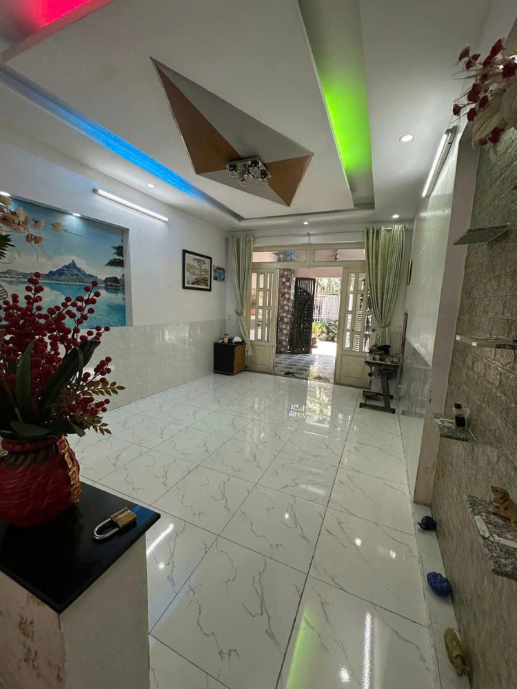 Chỉ 8 Triệu/tháng – Mt Hẻm Nhà Nguyên Căn Quận 12 Dọn Vào Ở Ngay!