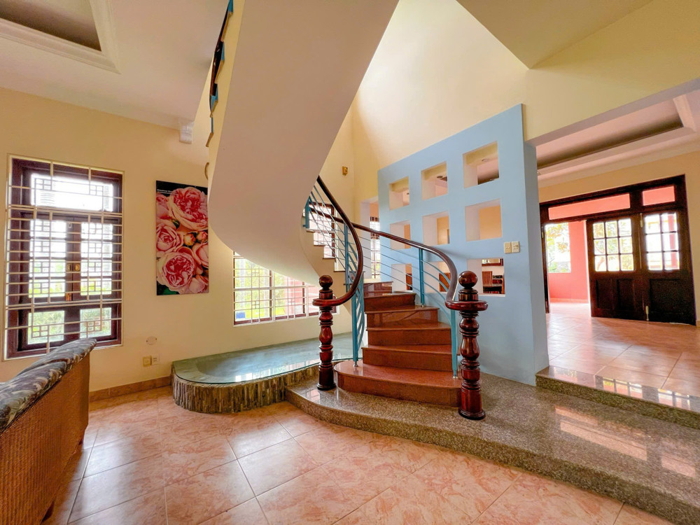 Cắt Lỗ 7,5 Tỷ – Sở Hữu Biệt Thự Sân Vườn 4.000M² Chỉ 17,5 Tỷ