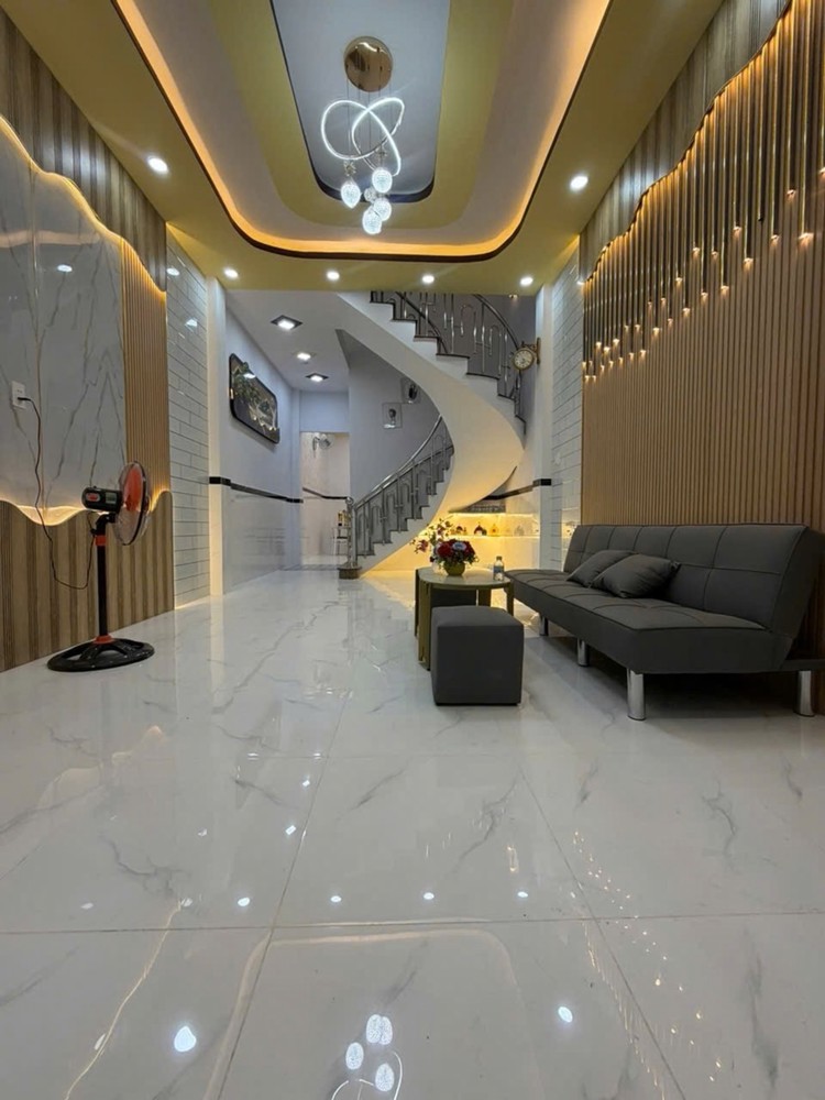 Kế Bên Aeon Mall Bình Tân - Nhà 3 Tầng Kiên Cố Mới Tinh - Sổ Đẹp Hoàn Công - 67M2 - Chỉ Hơn 6 Tỷ Xíu