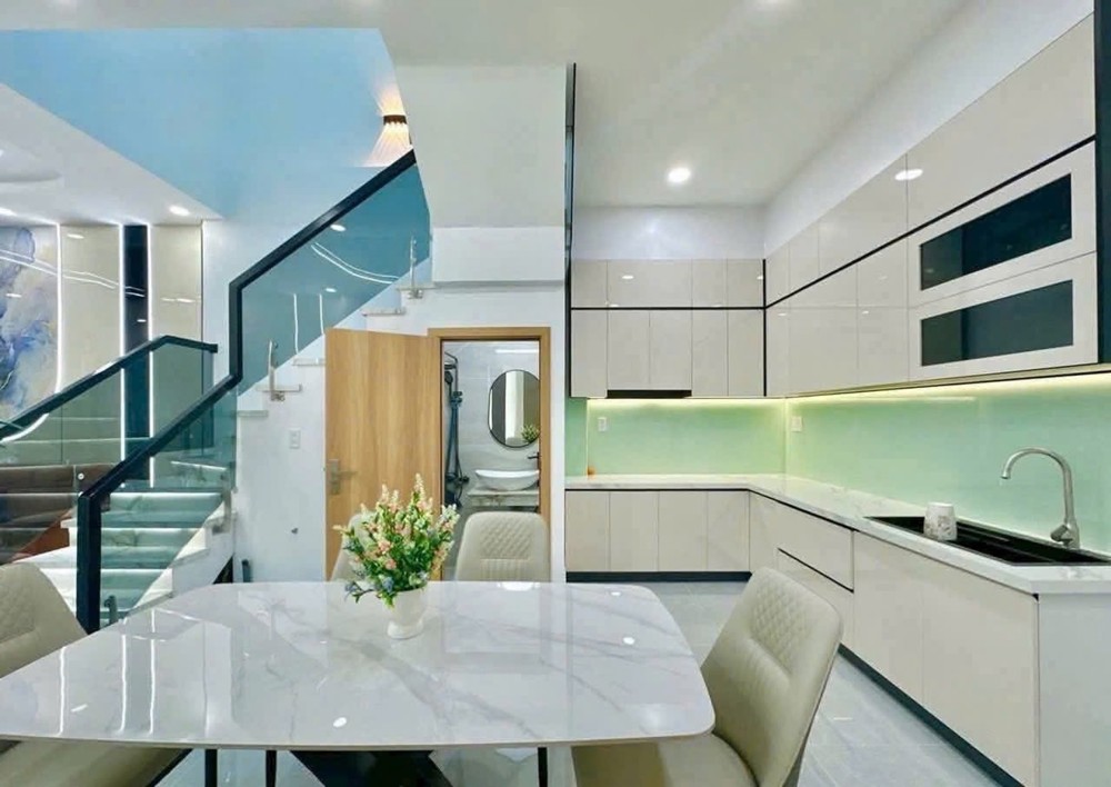 Hãy Xem Căn Nhà Này Nếu Anh/chị Cần Vào Ở Ngay