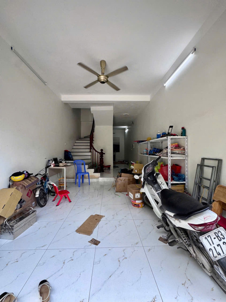 Chính Chủ Ban Nhà Đông Mỹ, Thanh Trì - 50M2 - 4 Tầng - Ngay Cạnh Sân Bóng - Ngõ Ô Tô Tránh Xe Máy