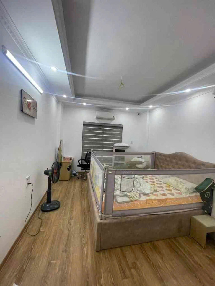 Nhà 5 Tầng Nam Dư - 30M2 Như Mới, 3 Bước Ô Tô Tránh, Ngõ Yên Tĩnh - An Cư Lý Tưởng - Giá 7,5 Tỷ