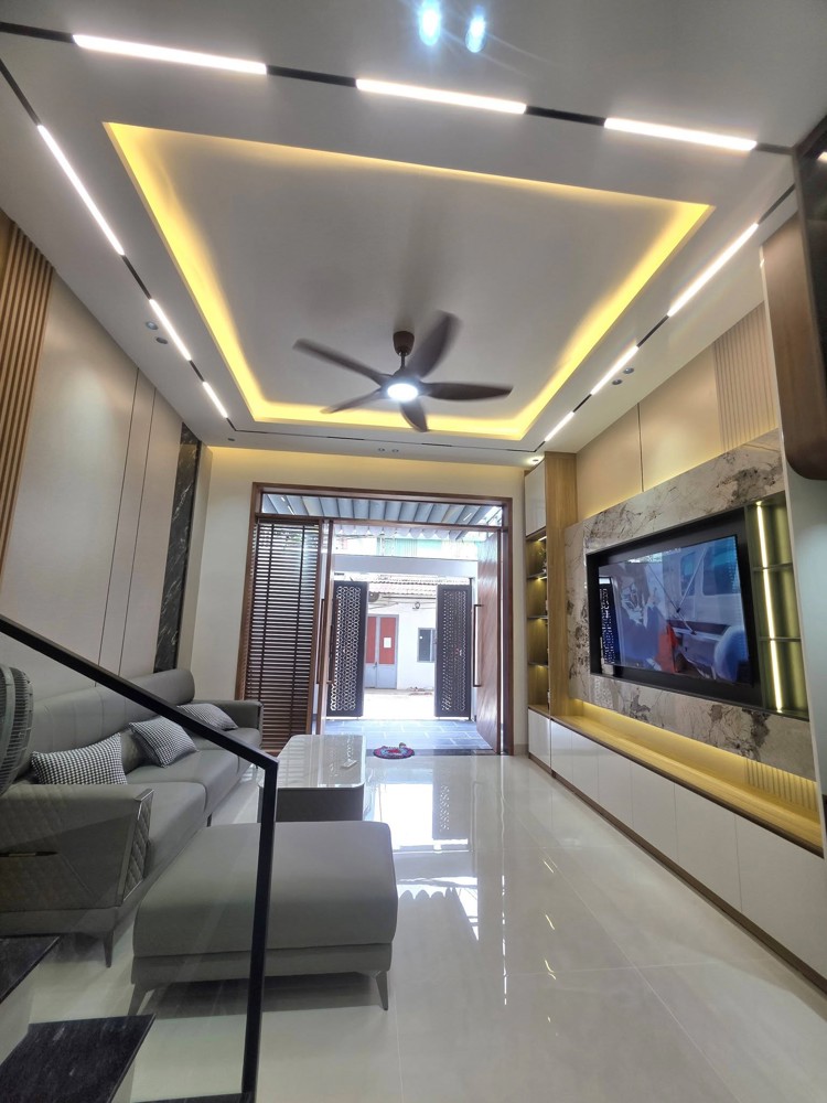 Chào Bán Nhà Vừa Hoàn Thiện Xong Xây Mới 100% Kiệt Hoàng Văn Thái