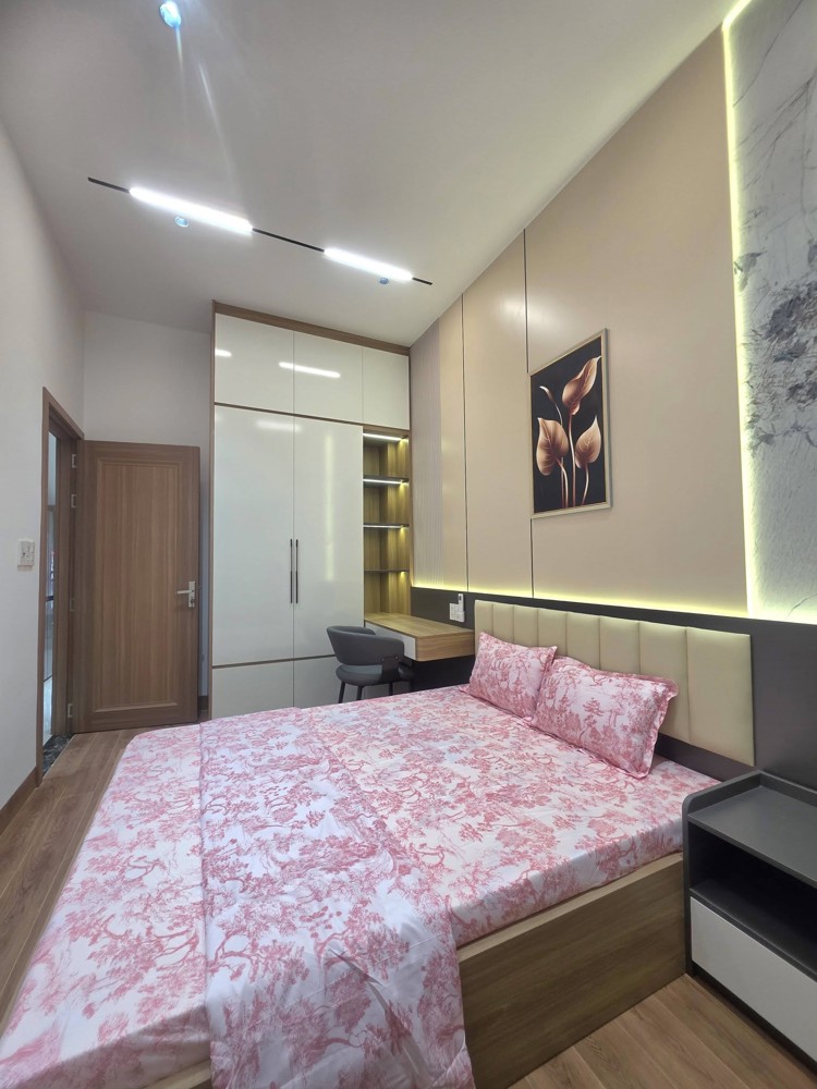 Chào Bán Nhà Vừa Hoàn Thiện Xong Xây Mới 100% Kiệt Hoàng Văn Thái