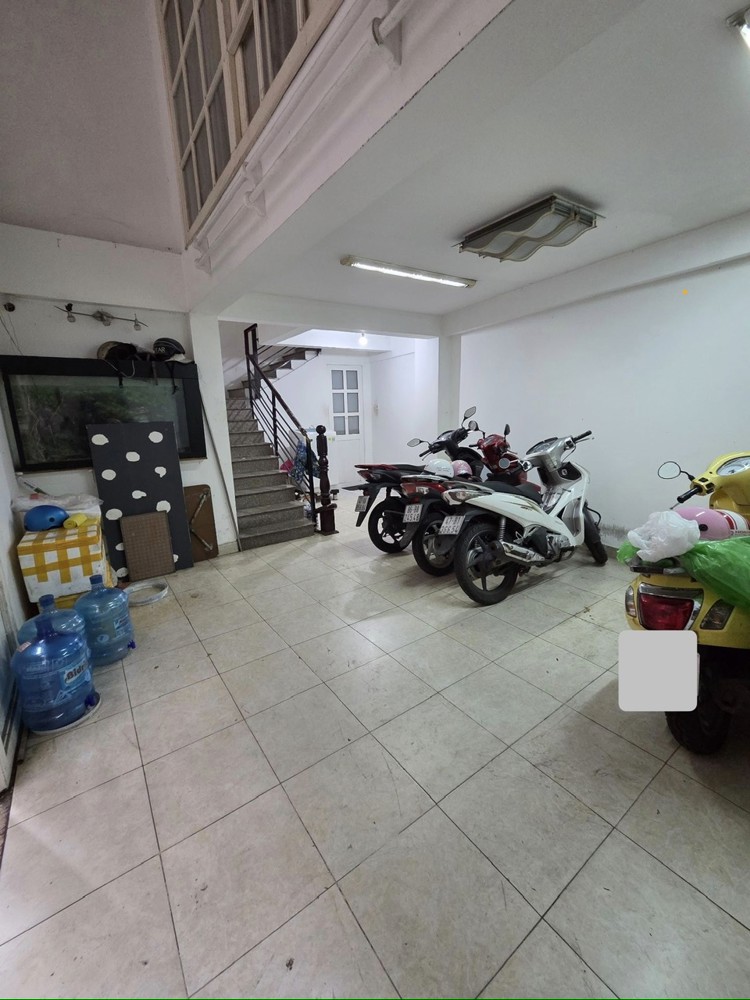 Bán Nhà 5 Tầng Hoàng Văn Thụ, P.4, Tân Bình - Dt 33.1M² - Ngang 5M - Giá 6.8 Tỷ