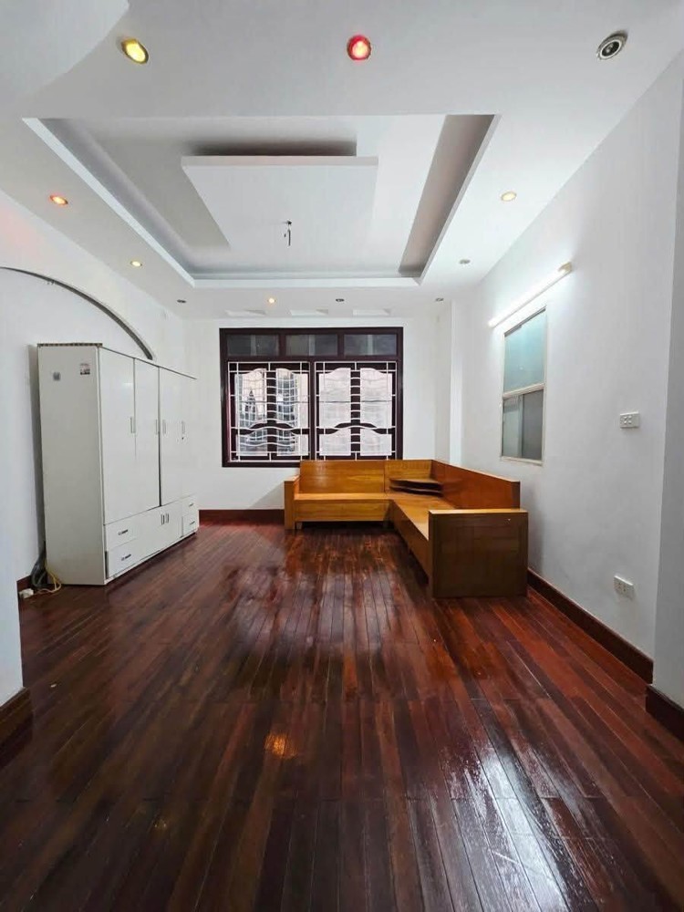 Nhà Phân Lô Doãn Kế Thiện, Cầu Giấy – Ô Tô Vào Cửa – Kinh Doanh – 43 M2 – 5 Tầng – Mt 4 M – 277