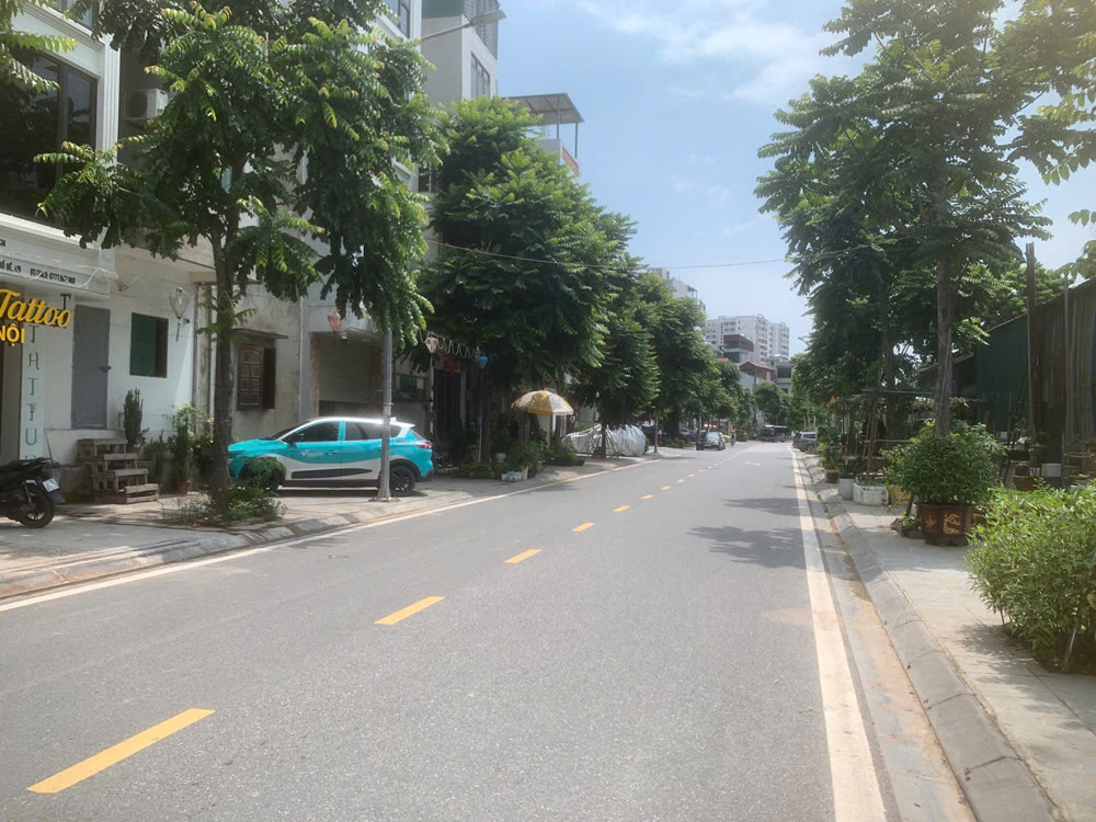 Chính Chủ Cho Thuê Nhà Nguyên Căn 3 Tầng Mặt Phố Lê Đại – Ngọc Thụy