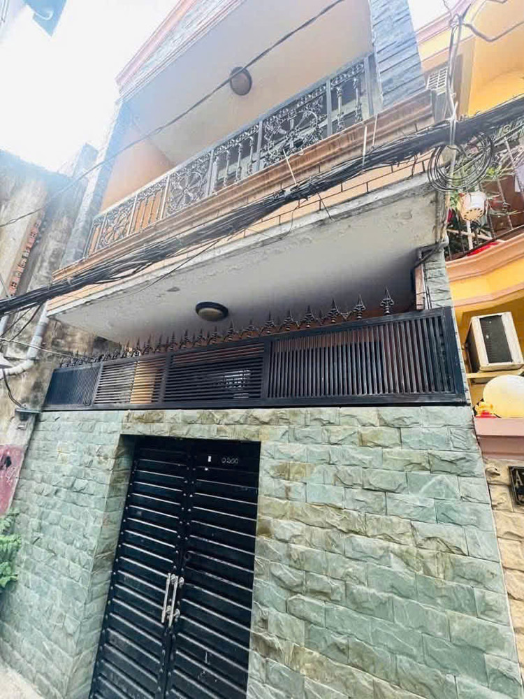 Bán Nhà Sát Mặt Tiền Xe Hơi Q4 Ngang 4.1 X 12 Có 3 Đ
