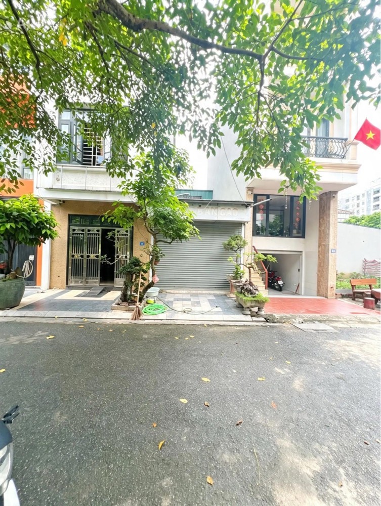 Bán Đất Việt Hưng 60M2- Mt 3.8M- Ô Tô Tránh- Mặt Công Viên- 1X Tỷ