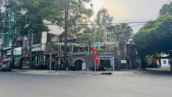 Định Cư Nước Ngoài Bán Đất Tặng Quán Cà Phê 3 Mặt Tiền