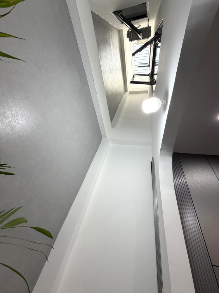 ► Gần Mt Tiểu La, Ô Tô Đậu Gần Nhà, 51M2, Ngang 4.5M, 3 Tầng Mới, 3Pn, 5.X Tỷ