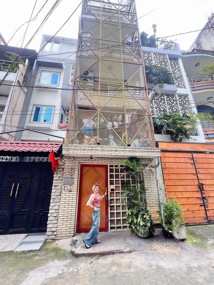 Bán Nhà 5 Tầng Hxh 8M Thông Đ. Võ Văn Tần Ra Cách Mạng Tháng 8 Quận 3 - Dt 82M2 Sổ Hồng Full Thổ Cư
