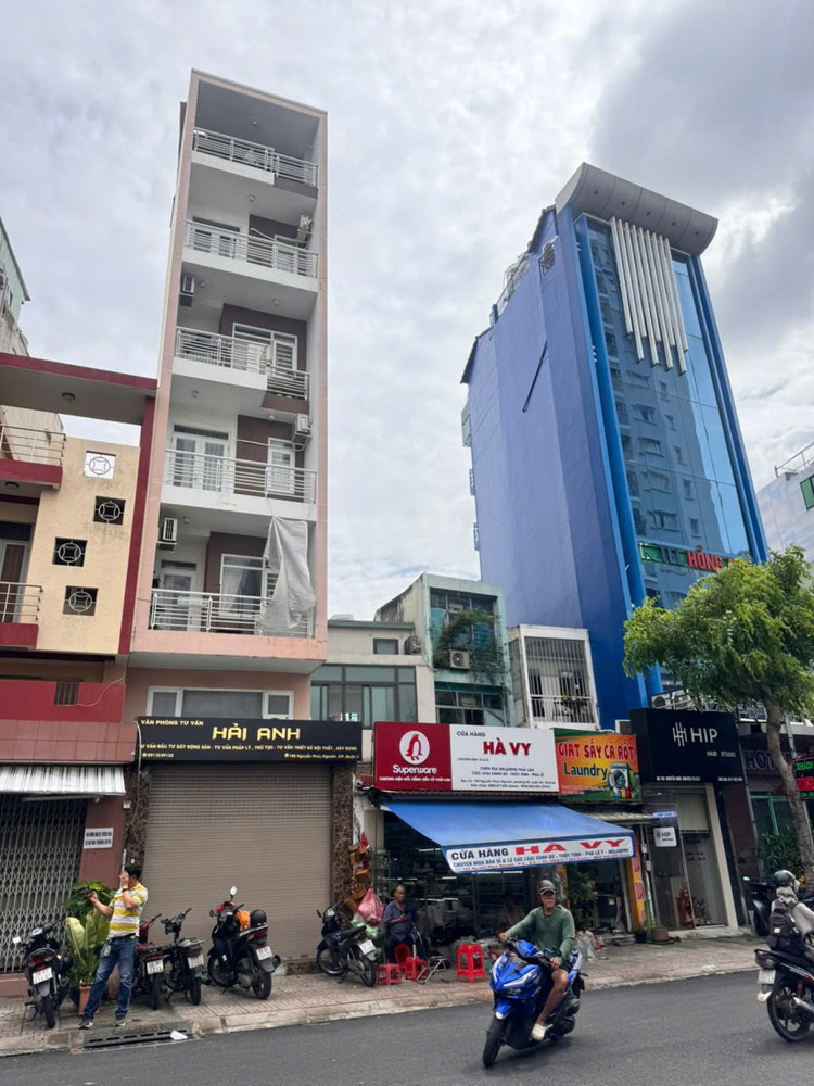Bán Tòa Nhà 7 Tầng Sân Thượng Mới - Mặt Tiền Kd Đ.nguyễn Phúc Nguyên, Quận 3 - Vị Trí Siêu Đẹp View