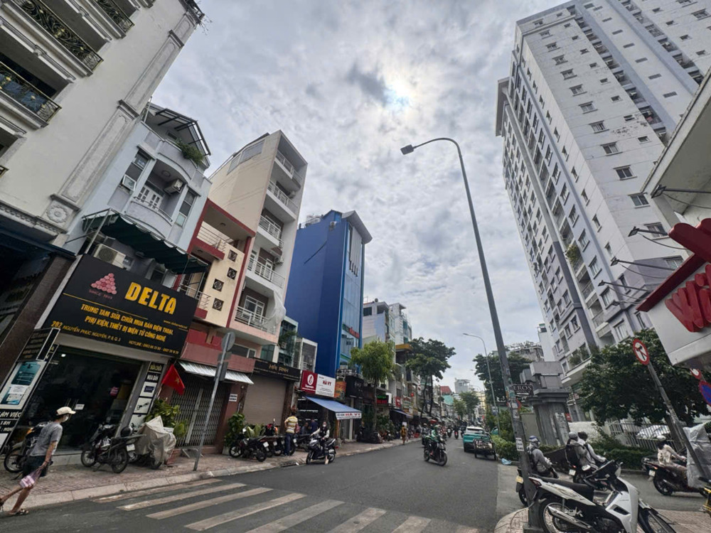 Bán Tòa Nhà 7 Tầng Sân Thượng Mới - Mặt Tiền Kd Đ.nguyễn Phúc Nguyên, Quận 3 - Vị Trí Siêu Đẹp View