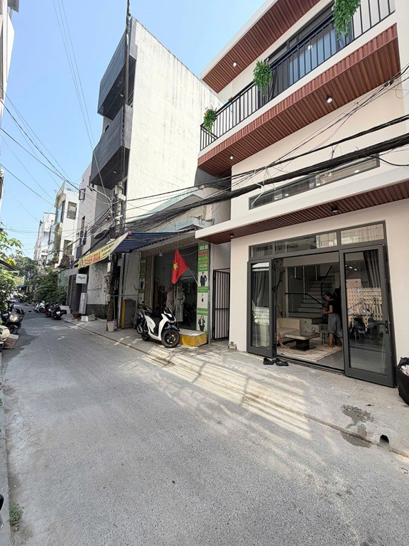 Chính Chủ Bán Nhà Đẹp Sẵn Vận Hành Airbnb – Ngõ 391 Nguyễn Văn Linh, Tp Đà Nẵng