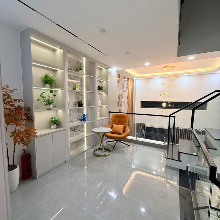 Chính Chủ Bán Nhà Đẹp Sẵn Vận Hành Airbnb – Ngõ 391 Nguyễn Văn Linh, Tp Đà Nẵng