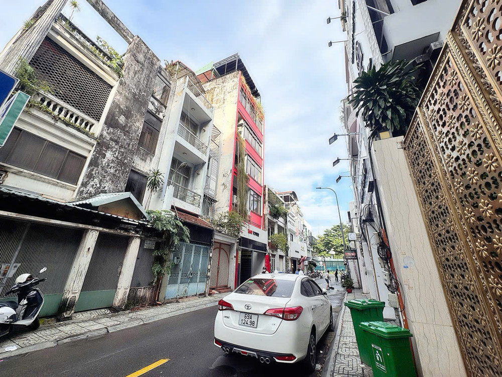 Duy Nhất Nhà Bán Mặt Tiền Kd Đ.thạch Thị Thanh, Quận 1 - Nagng Đẹp 6M*23m - Chính Chủ 1 Đời Xưa *