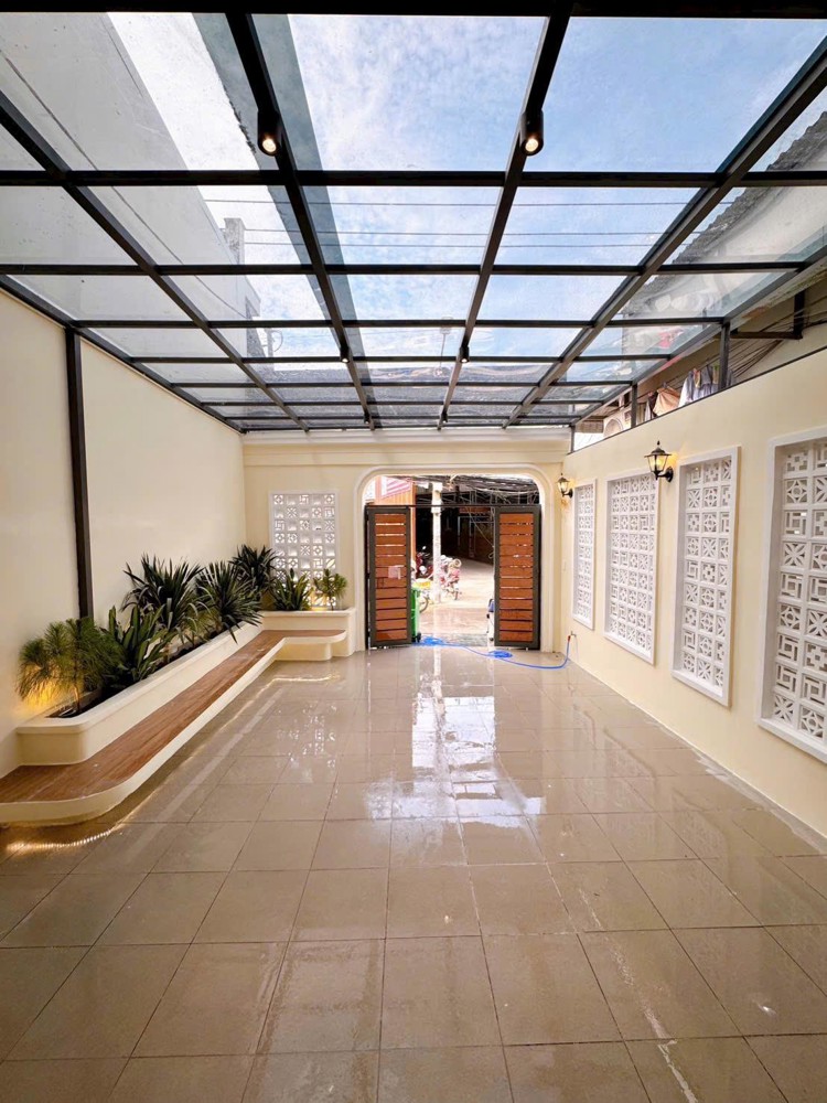 Bán Homestay Dòng Tiền Gần 2 Tỷ/ Năm, Mặt Tiền 7 Tầng, 130M2, Chỉ 26 Tỷ