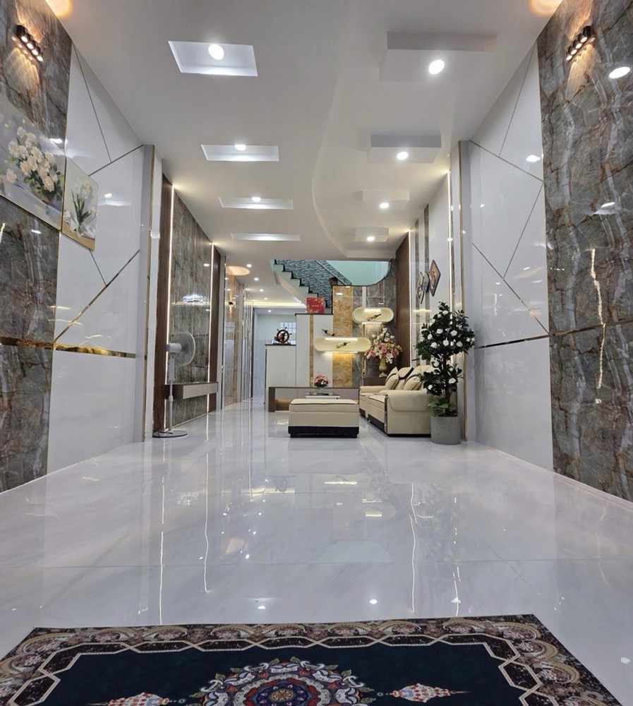 Hẻm Xe Hơi Nhà Mới Đẹp Lung Linh Ngay Chợ Tân Hương - 4X18m -2 Tầng - Nở Hậu Tài Lộc - 6.690 Tỷ Tl