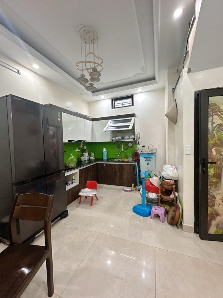 Bán Nhà 4 Tầng Siêu Hiếm - Sau Mặt Đường Miếu Hai Xã