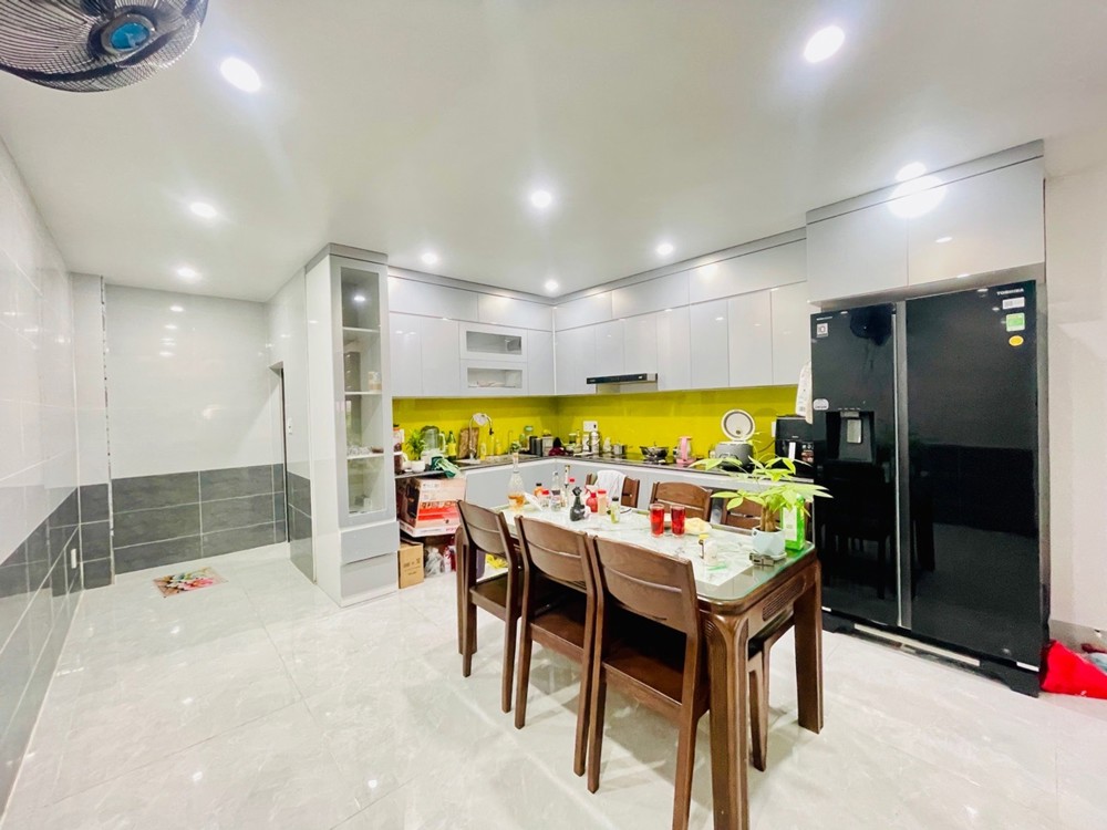 Siêu Phẩm Nhà Đẹp Tại Chùa Hàng - Không Gian Sống Đẳng Cấp - Giá Cực Hấp Dẫn