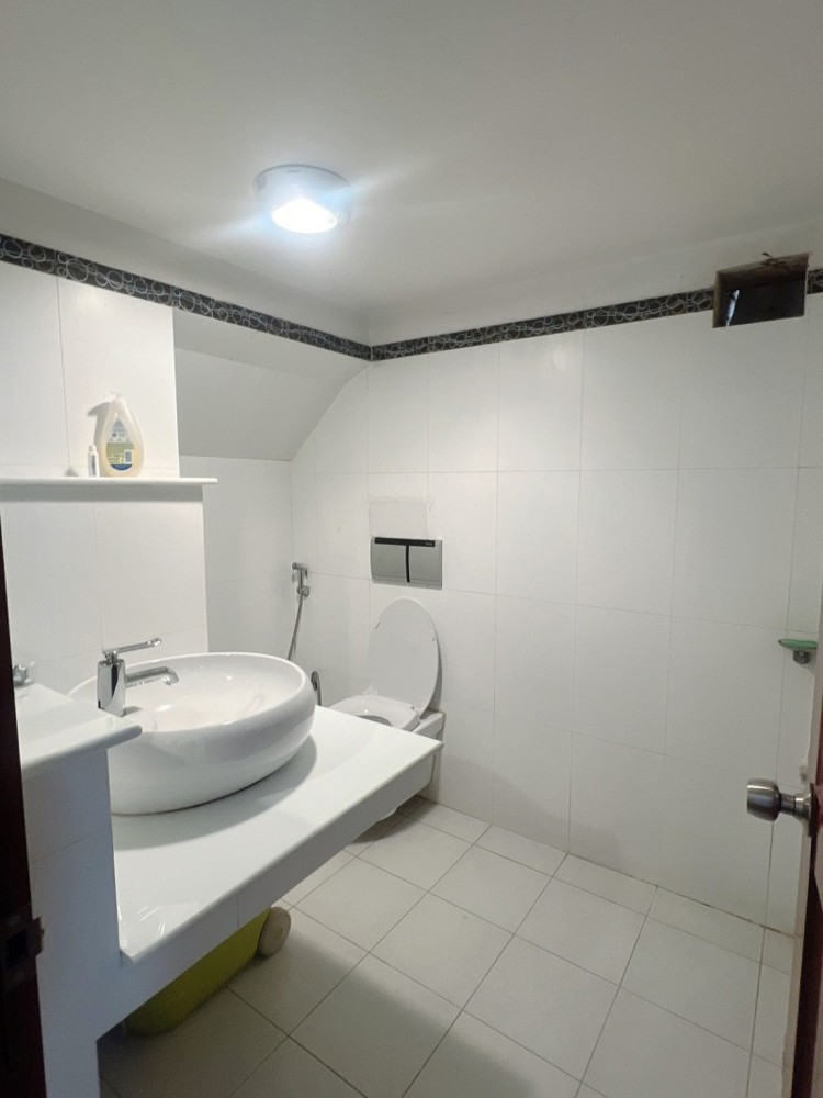 Bán Nhà 3 Tầng, 62M2 Đường Số 2, An Khánh, Q.2, Tp Hcm. Giá 13,4 Tỷ, Sổ Hồng Chính Chủ