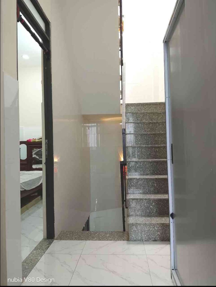Bán Nhà Mặt Tiền View Công Viên- Cầu Chà Và, Quận 8- 3 Tầng - Nhỉnh 5 Tỷ - Lh 0784968131