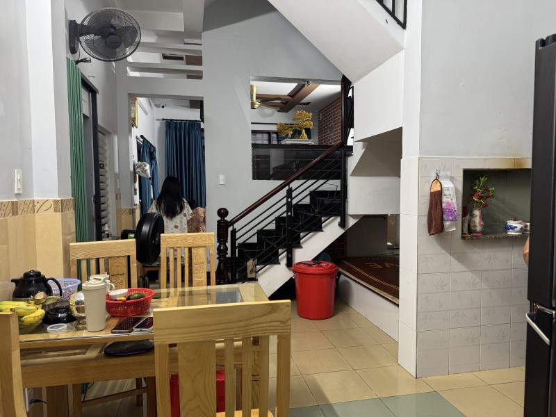 Bán Nhà 3 Tầng Đường Số 4, Trường Thọ, Thủ Đức, Tp Hcm. Dt 62M2. Giá 5,99 Tỷ, Sổ Hồng Riêng