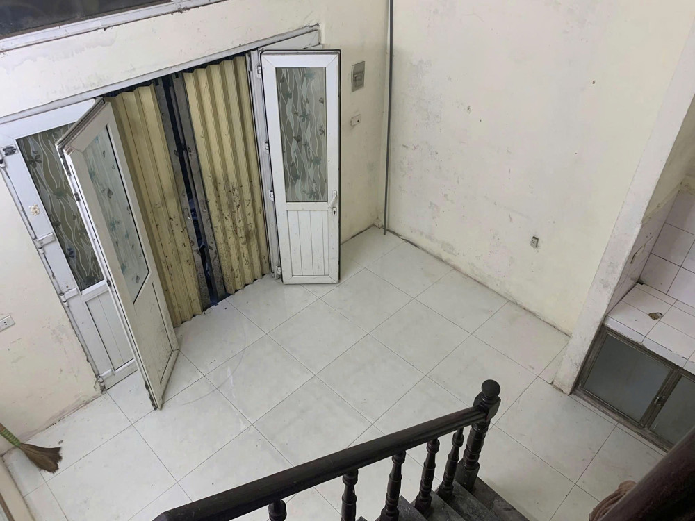 Chính Chủ Cho Thuê Nhà Riêng 4 Tầng Tại Số 2B Ngõ 738 Bạch Đằng, Hai Bà Trưng, Hà Nội - Thuê Lâu